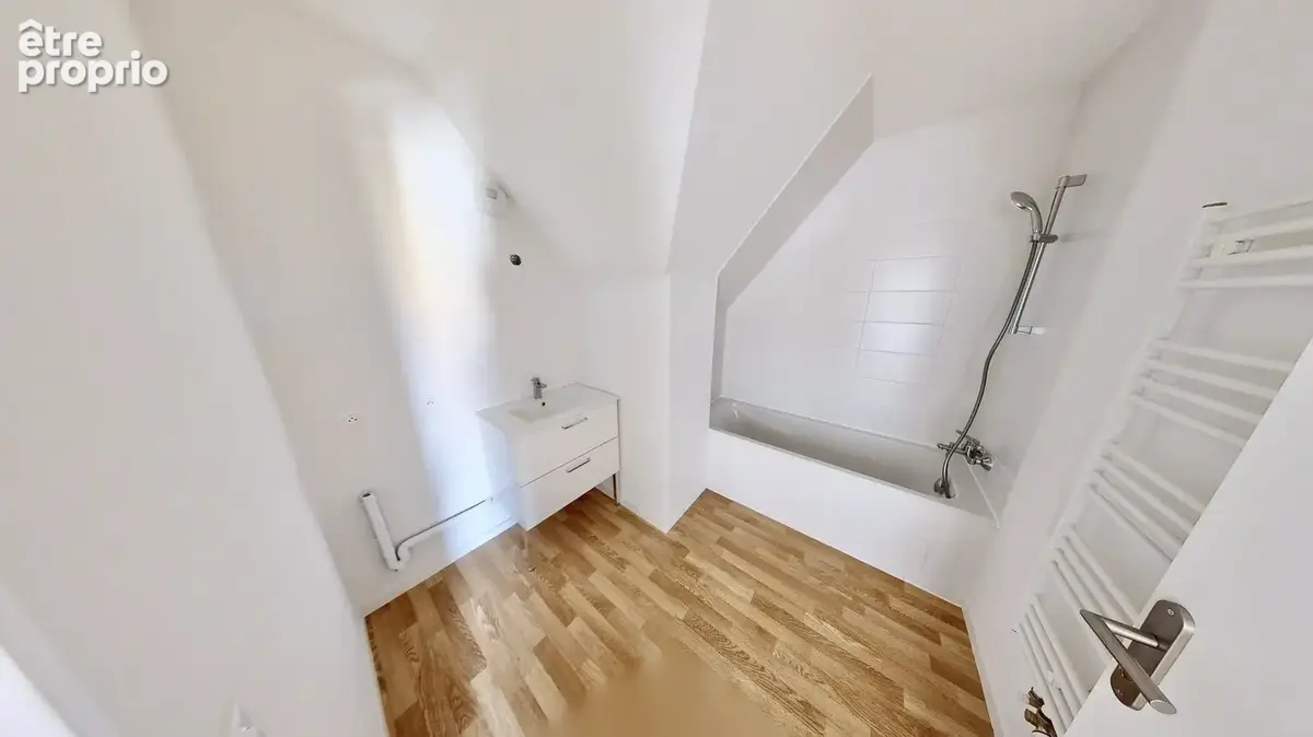 Appartement 57 m² à Chateaubourg  - photo 3