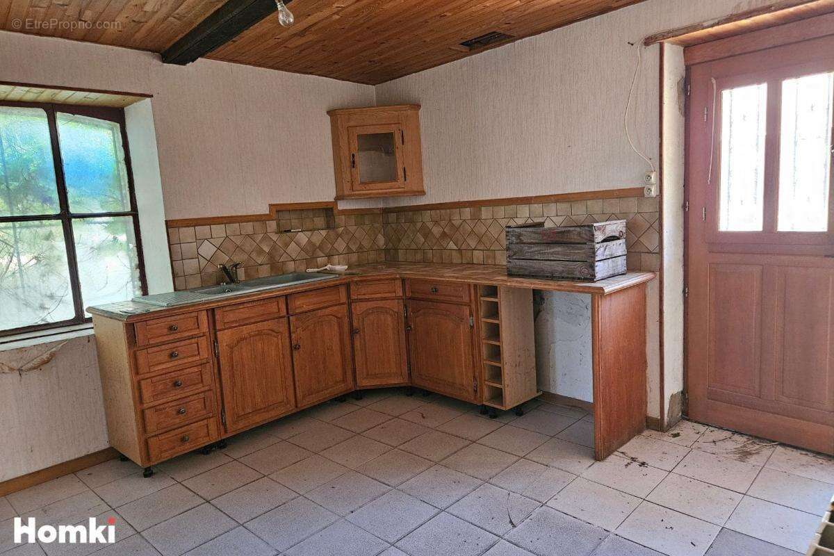 Maison/Villa T6 de 142 m2 à Prades 66500 - photo 4