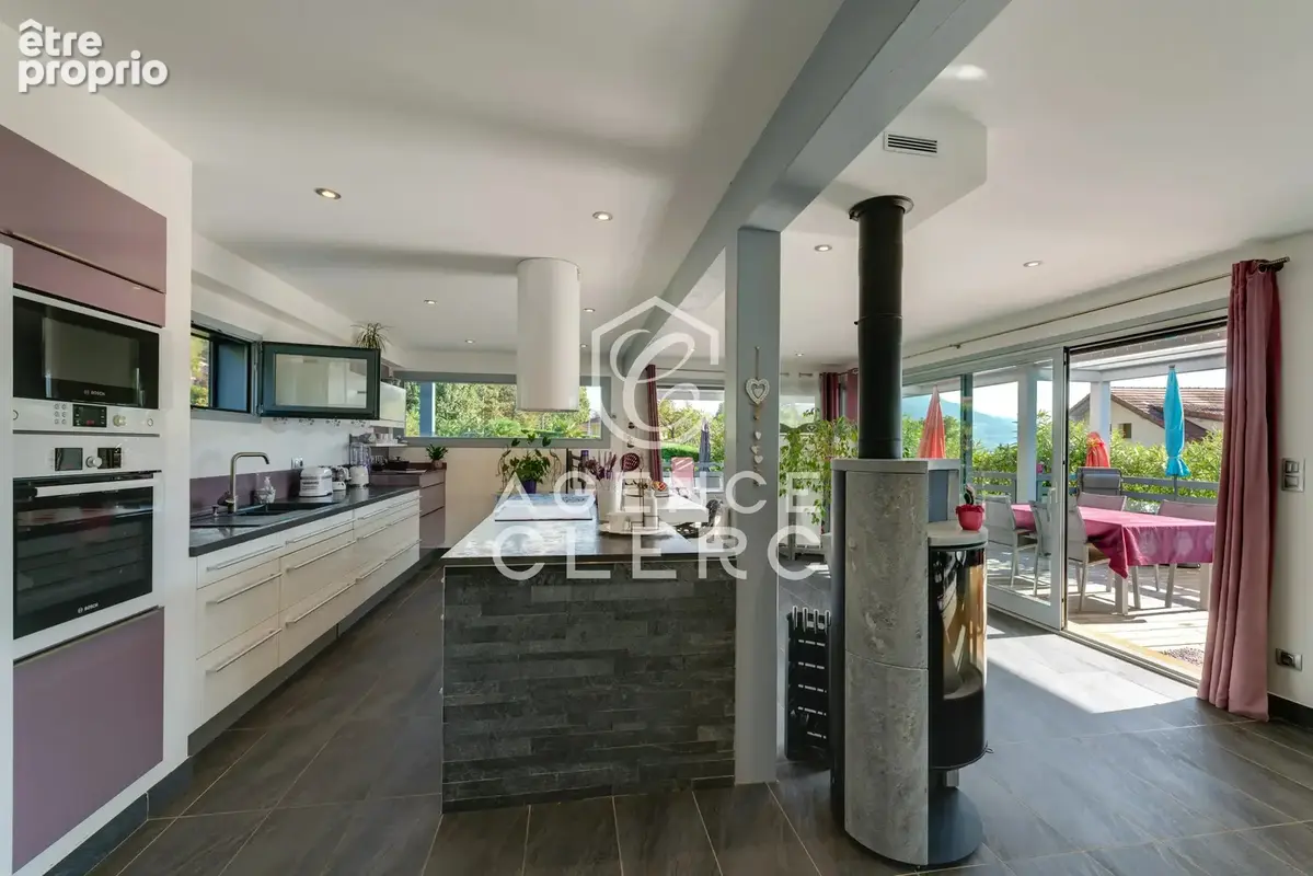 Veyrier-du-Lac,  villa contemporaine  proche et vue lac - photo 21