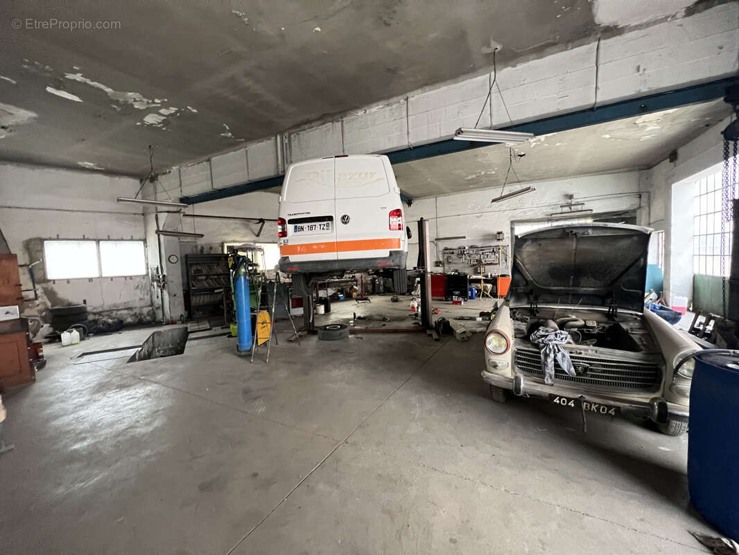 Commerce à SISTERON