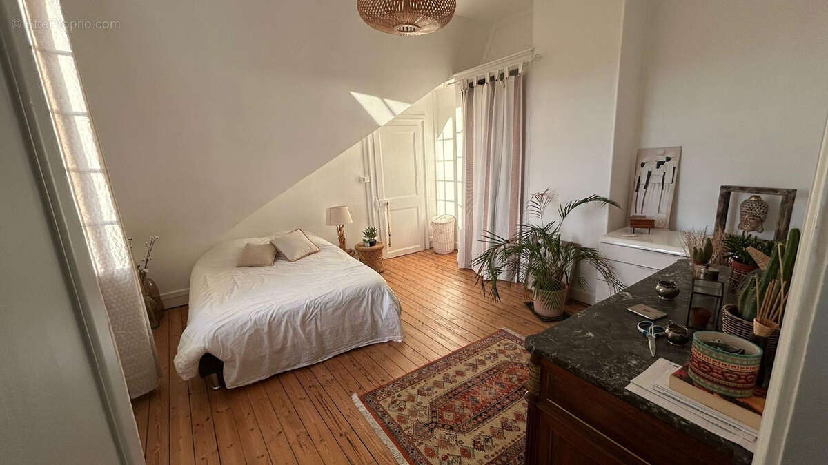 Maison à MONTIVILLIERS