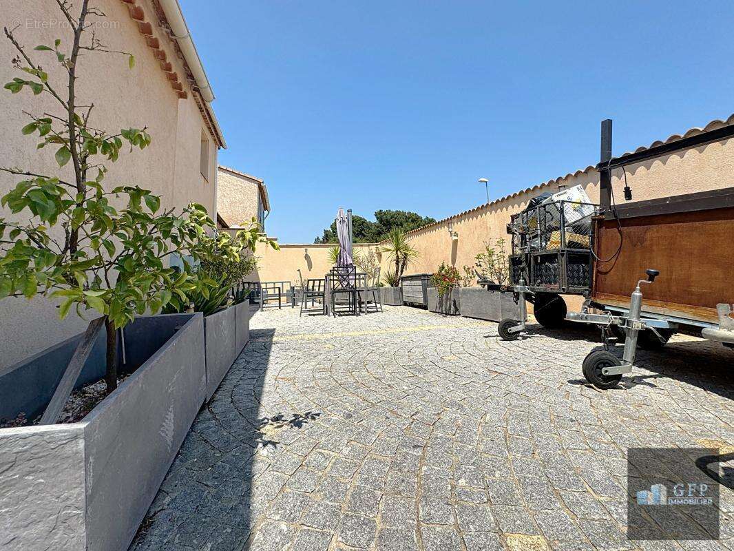 Maison à LA LONDE-LES-MAURES