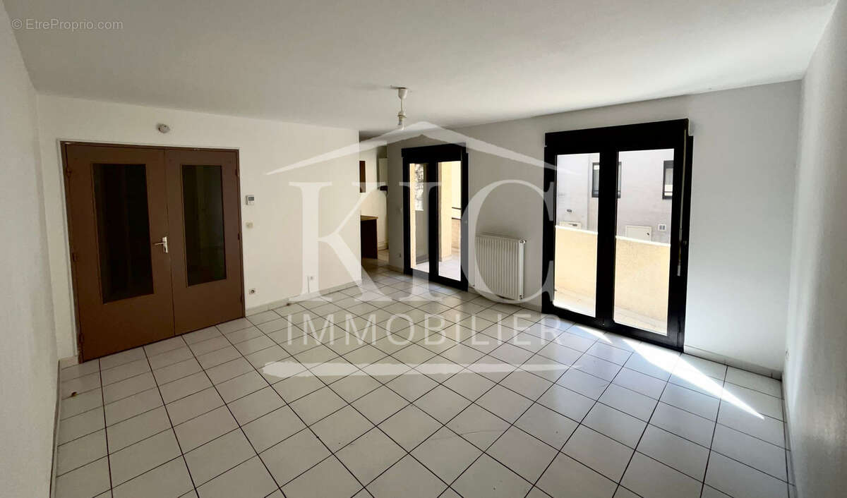 Appartement à CARCASSONNE