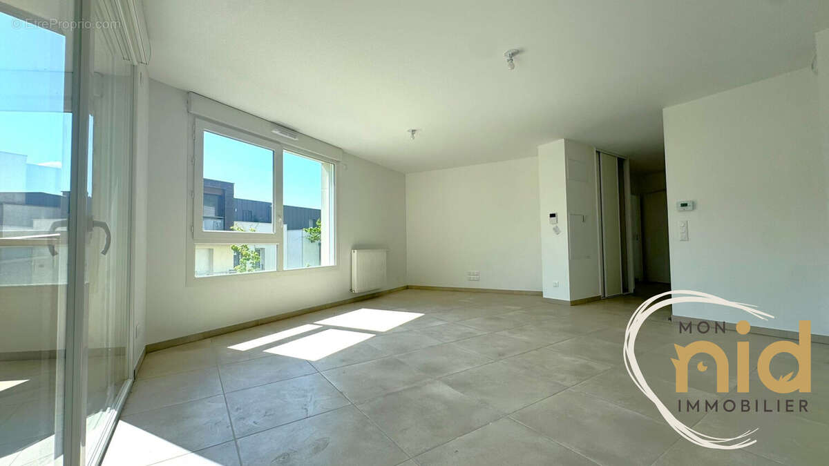 Appartement à MEYLAN