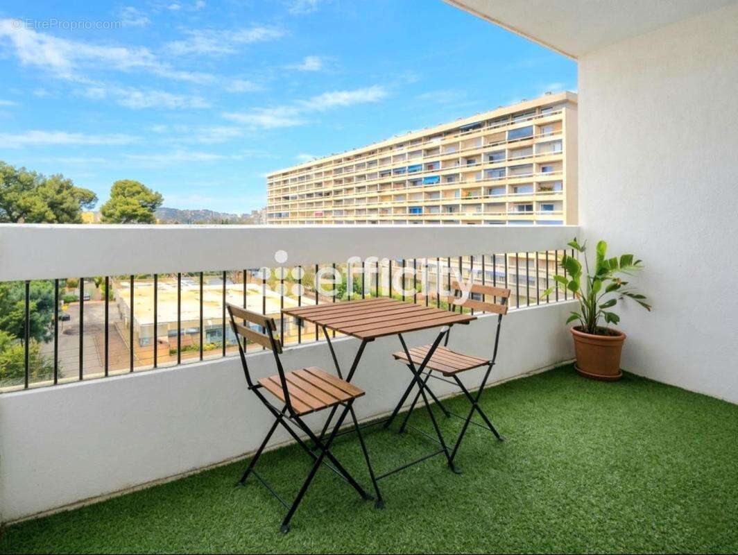 Appartement à MARSEILLE-9E