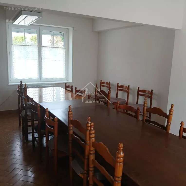 Appartement à TRETEAU