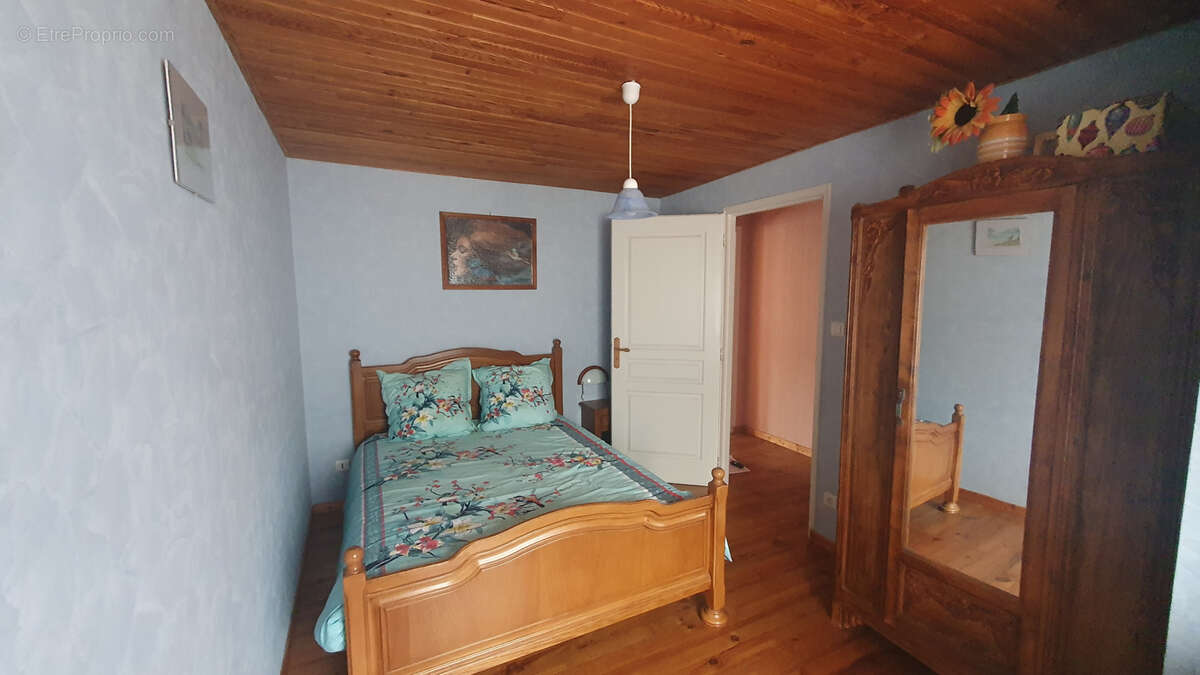 Maison en pierres mitoyenne - photo 8