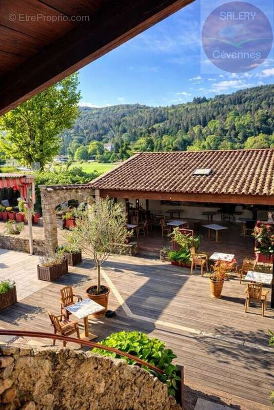 Commerce à SAINT-JEAN-DU-GARD