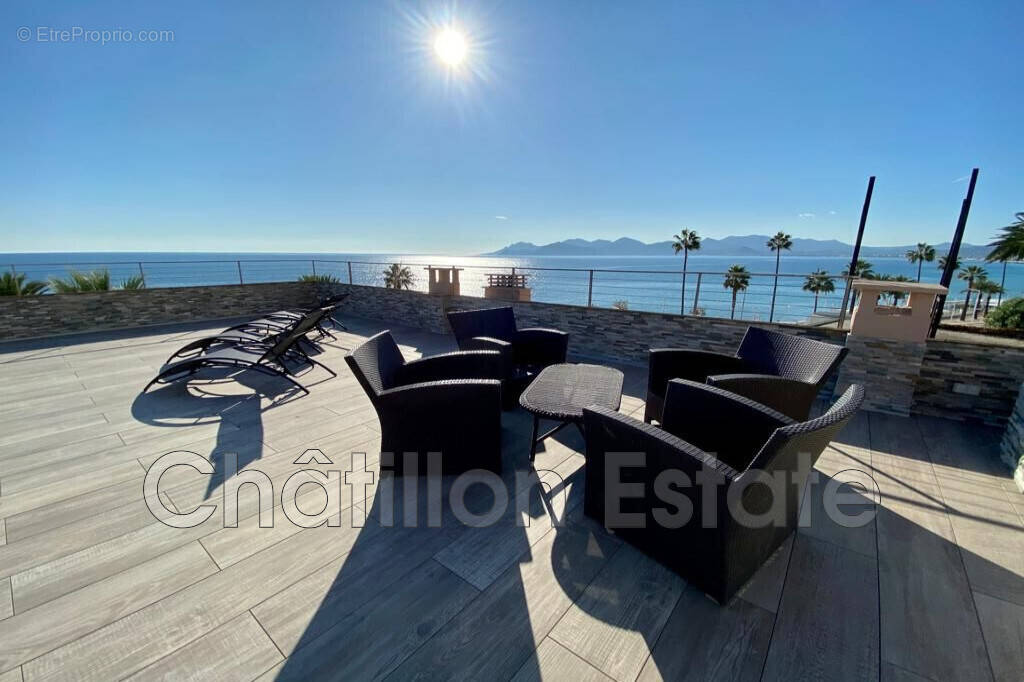 Appartement à CANNES