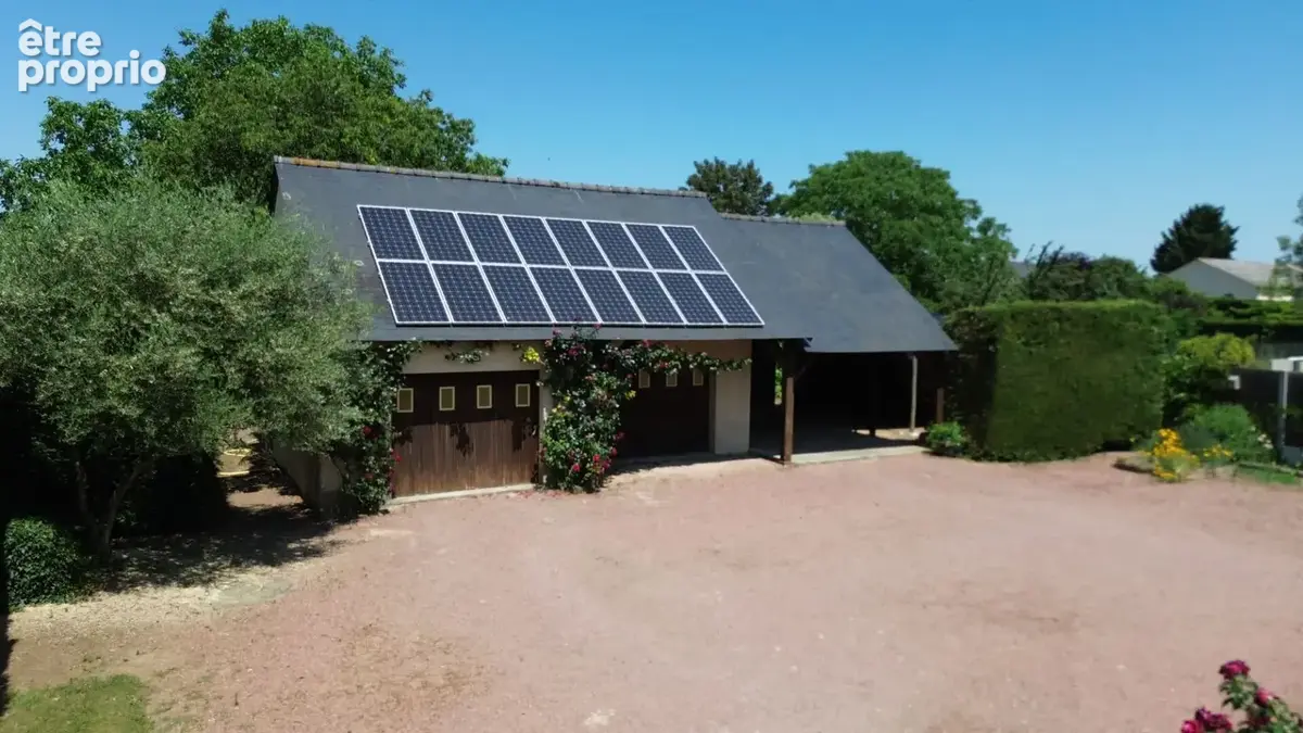 Maison familiale avec grand terrain Centre de Doué-la-Fontaine - photo 2