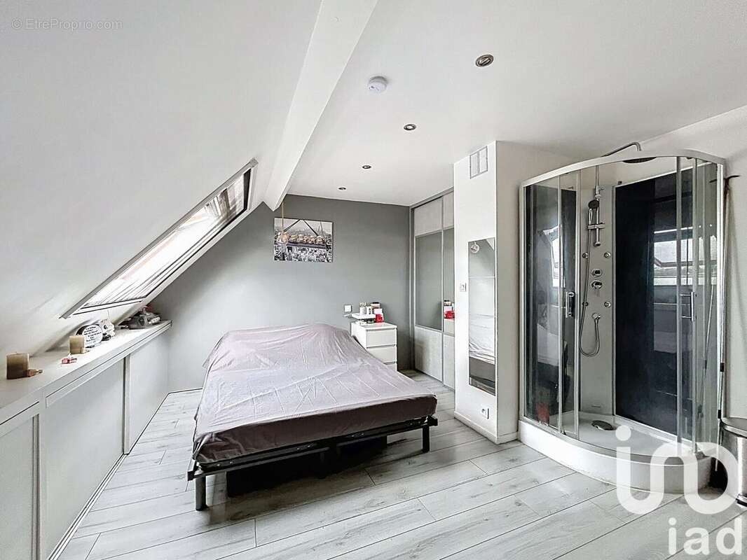 Photo 9 - Appartement à GRETZ-ARMAINVILLIERS