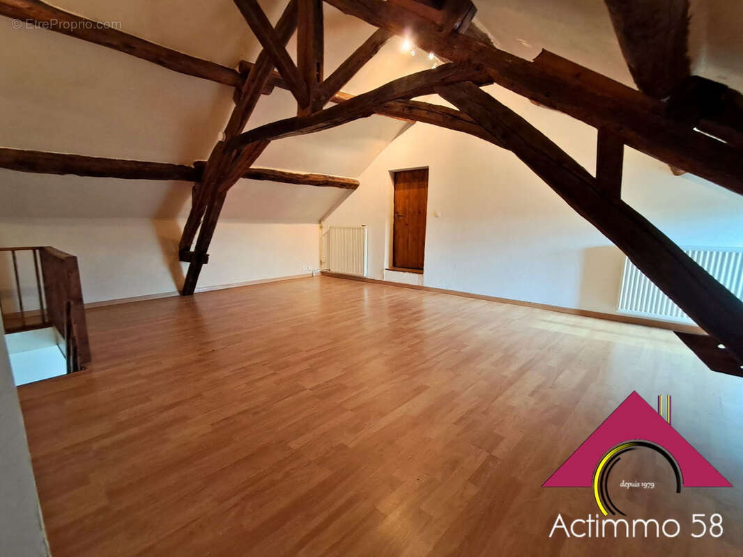 Maison à OUROUER-LES-BOURDELINS