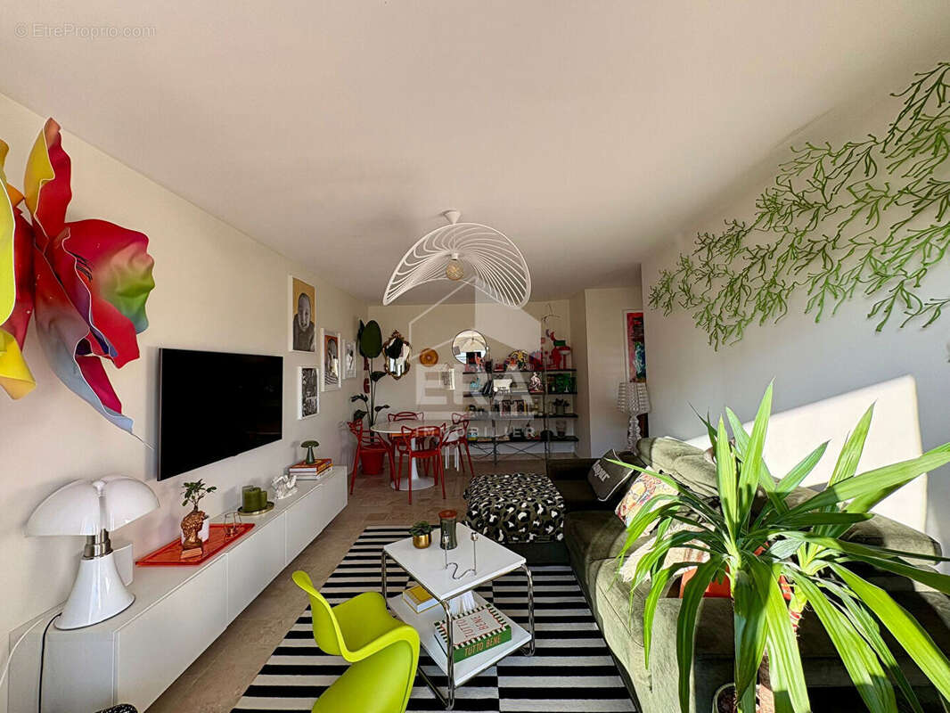 Appartement 4 pièces à vendre à Fréjus - Proche centre-ville - photo 4