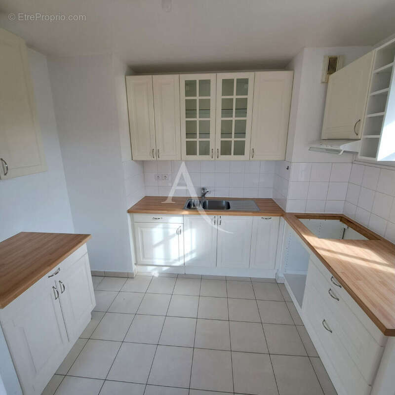 Appartement à VAIRES-SUR-MARNE