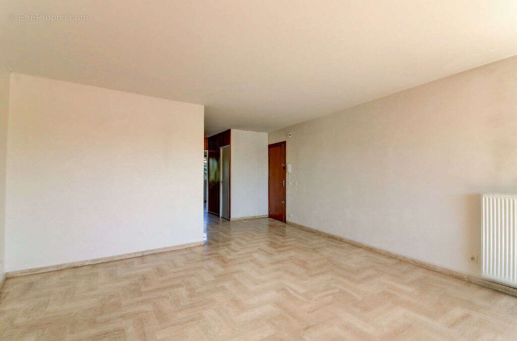 Appartement à MANDELIEU-LA-NAPOULE