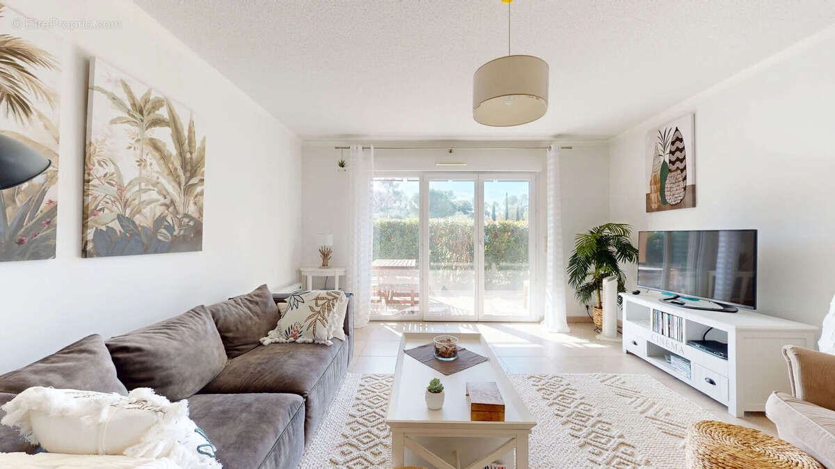 Appartement à FREJUS