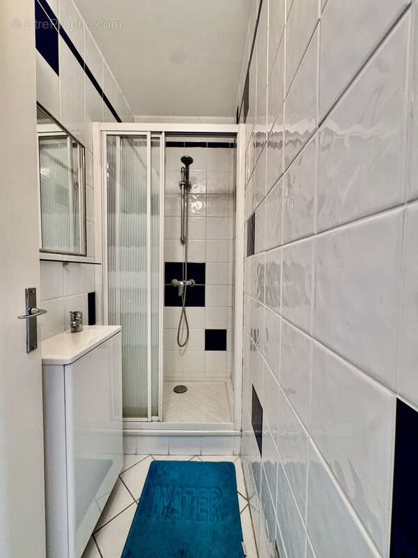 Appartement à MARSEILLE-9E