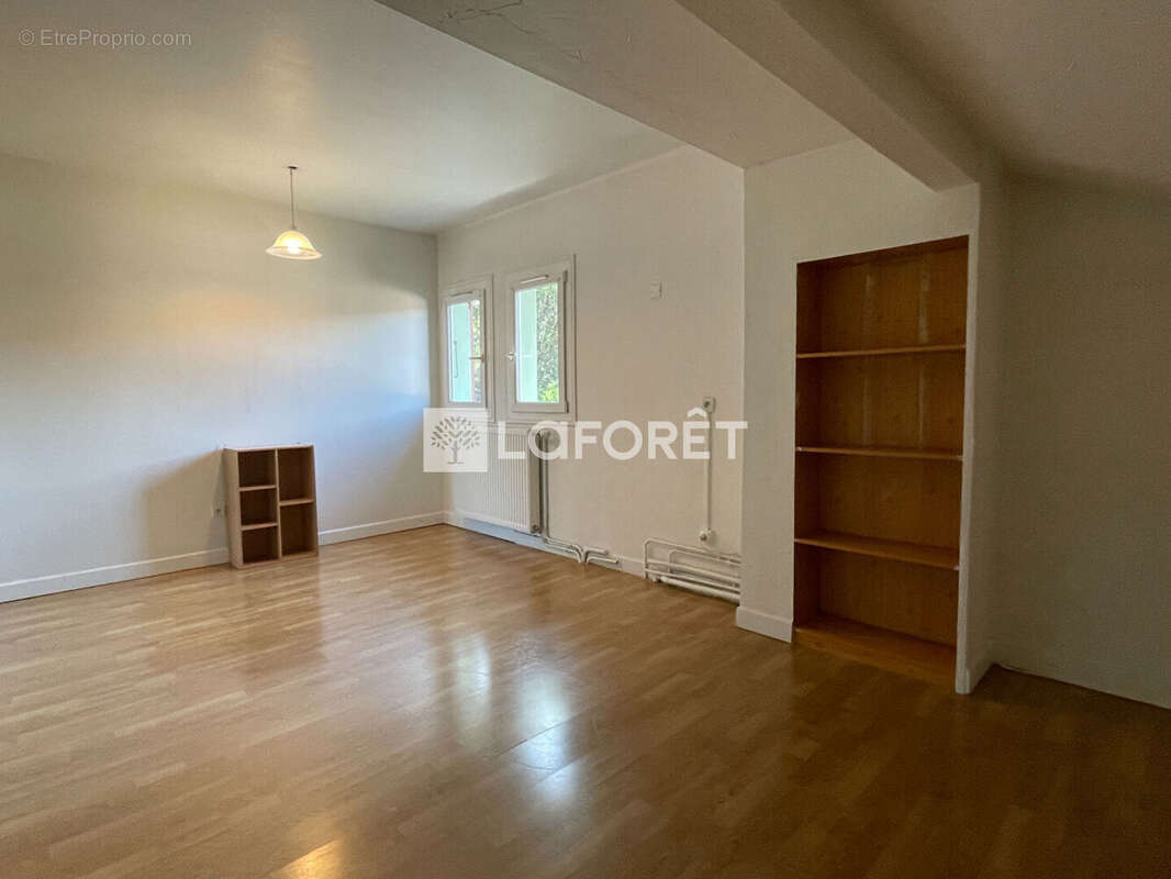 Maison à LONS-LE-SAUNIER