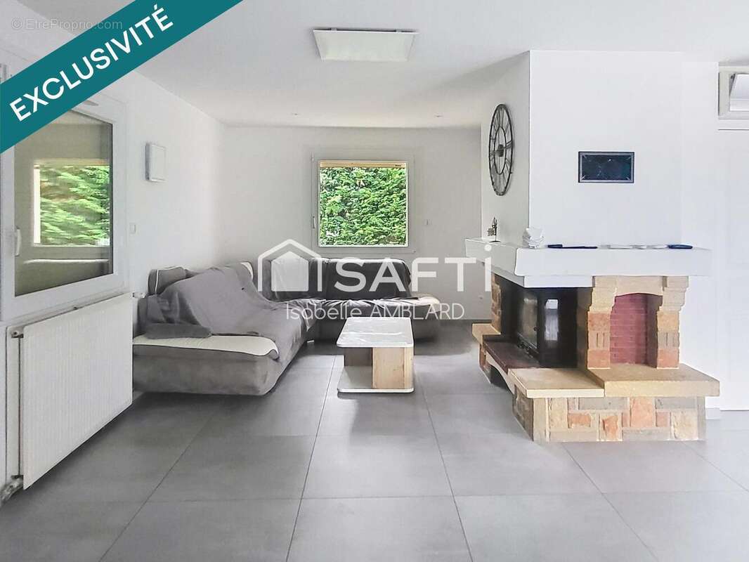 Photo 3 - Maison à PERONNAS