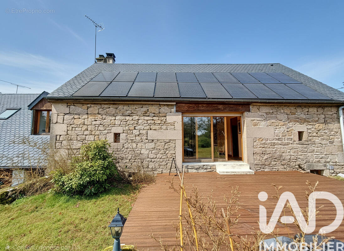 Photo 1 - Maison à TARNAC