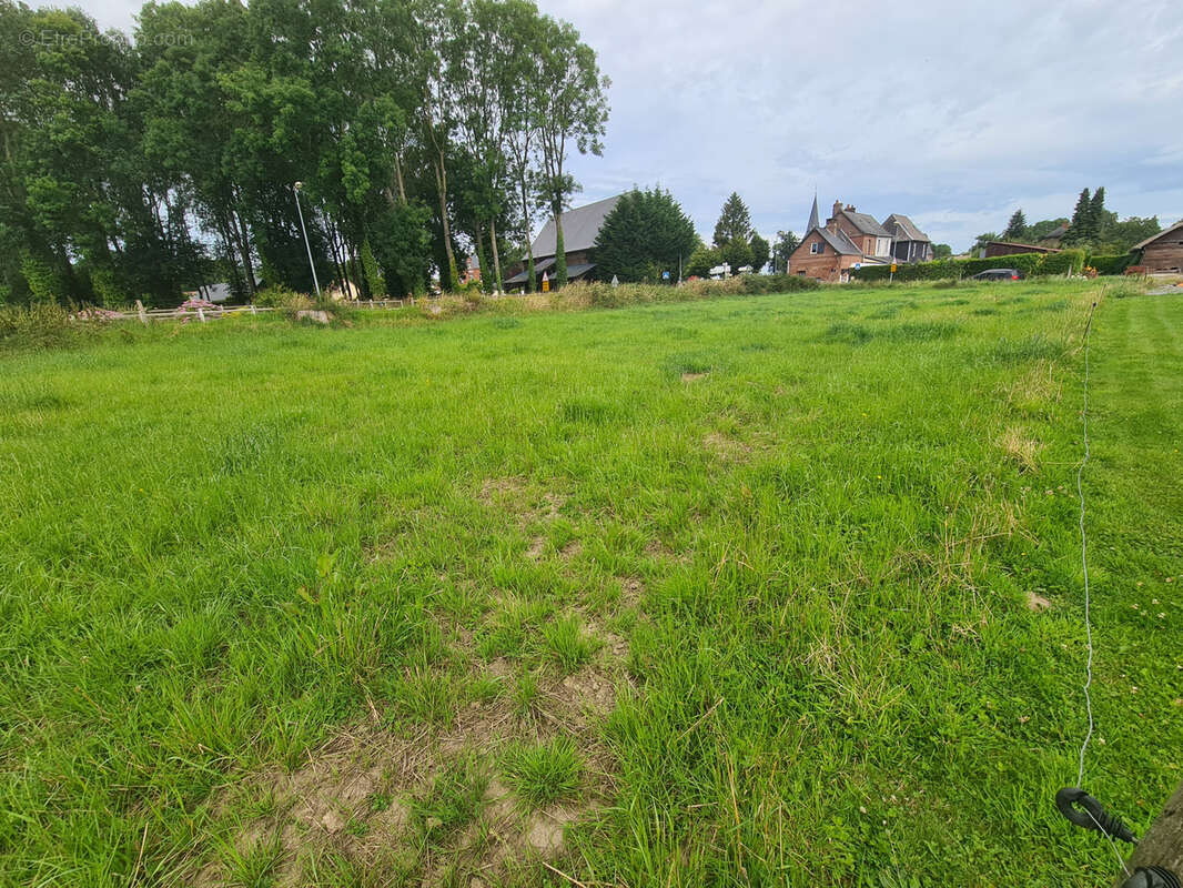 Terrain à VENESTANVILLE