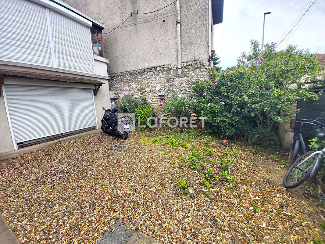 Appartement à VILLEMOMBLE