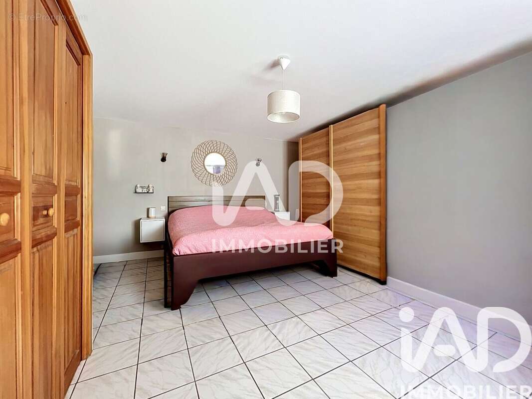 Photo 9 - Maison à GRETZ-ARMAINVILLIERS
