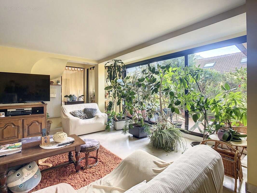 Maison à MAISONS-ALFORT