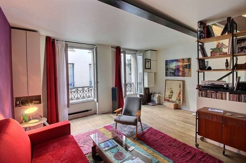 Appartement à PARIS-20E
