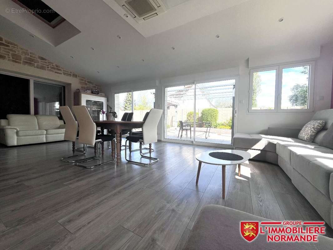 Maison à PACY-SUR-EURE