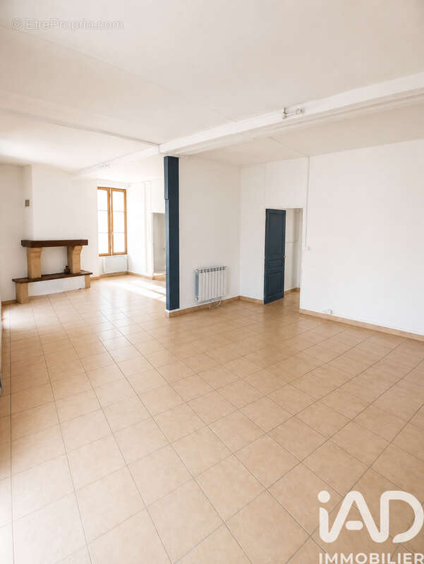 Photo 2 - Maison à CHEMILLY-SUR-YONNE