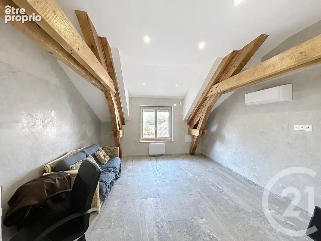 Maison 360 m² à Feyzin  - photo 17