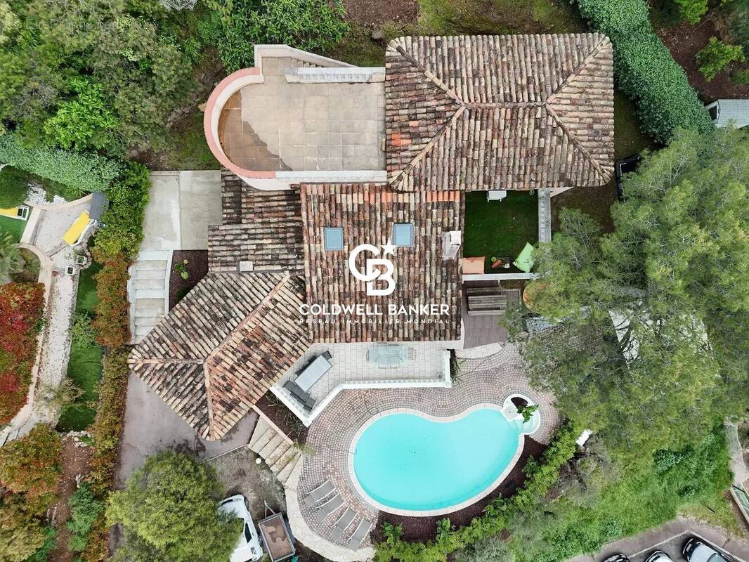 Maison à SAINT-RAPHAEL