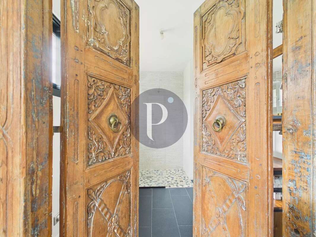 Maison à VERRIERES-LE-BUISSON