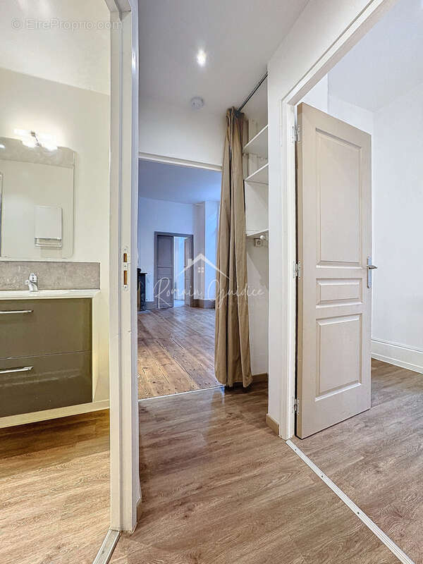 Appartement f2 bis 54 m2 hypercentre millau - photo 10