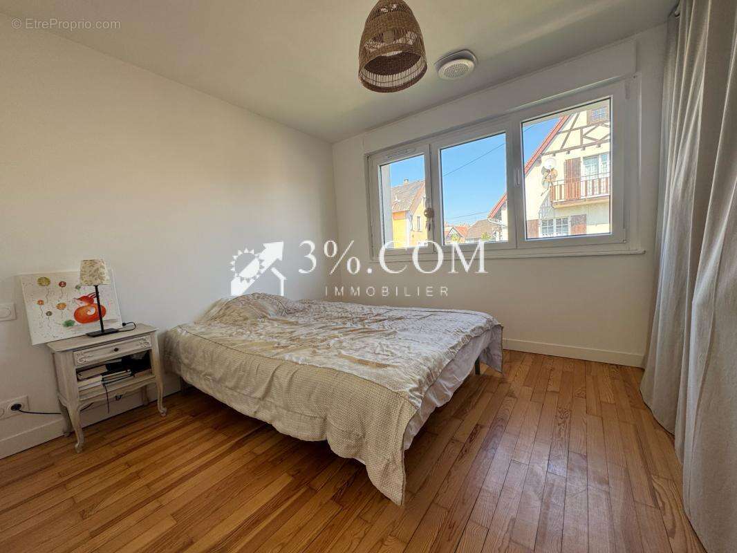 3%COM Jolie maison rénovée avec jardin - photo 8