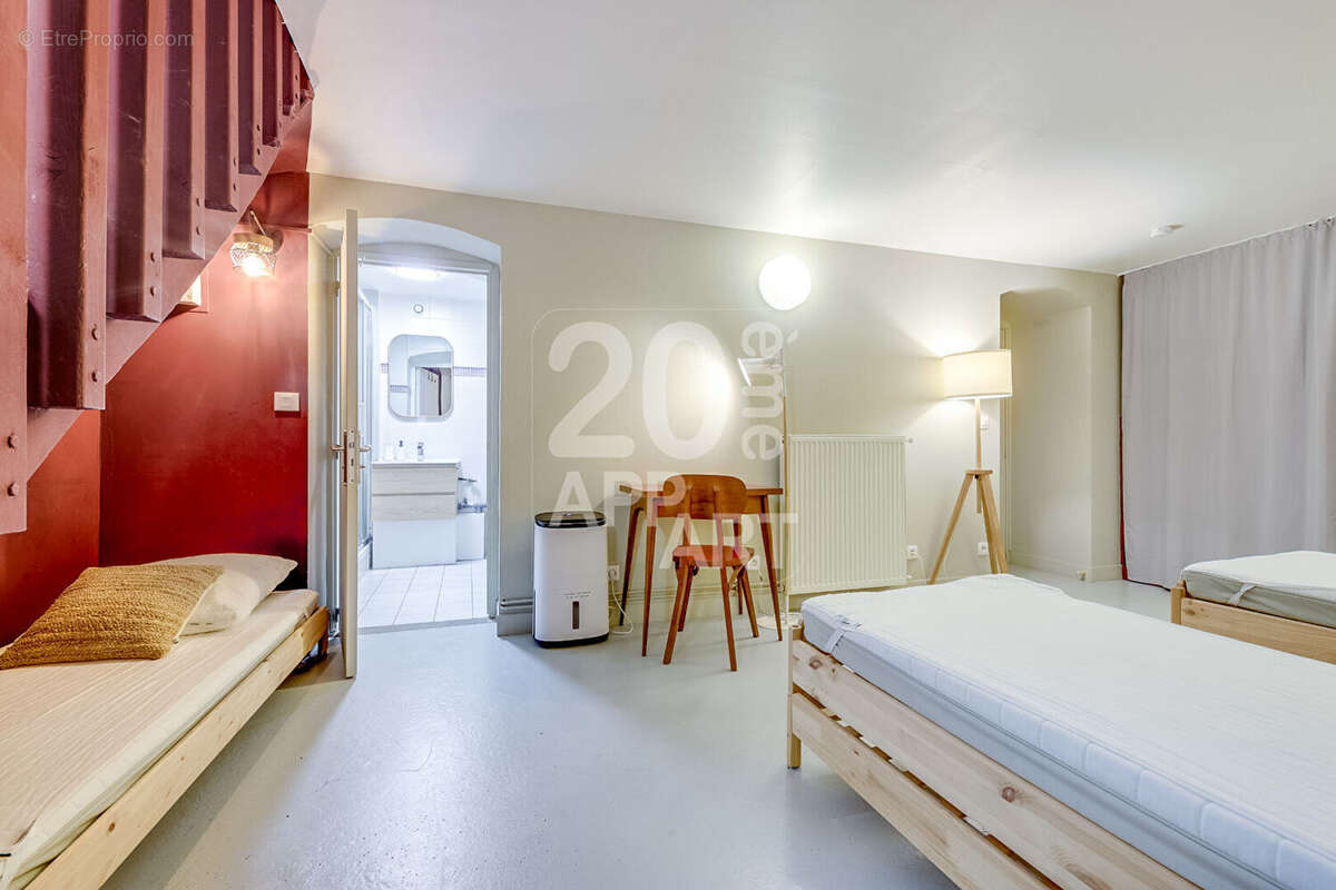 Appartement à PARIS-20E