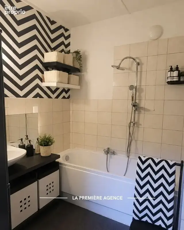 Appartement 85 m² à Saint-Forgeux  - photo 6