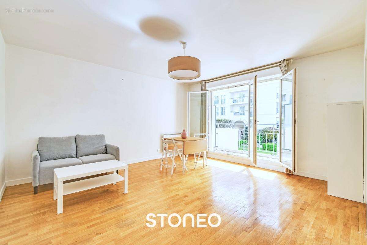 Appartement à ISSY-LES-MOULINEAUX