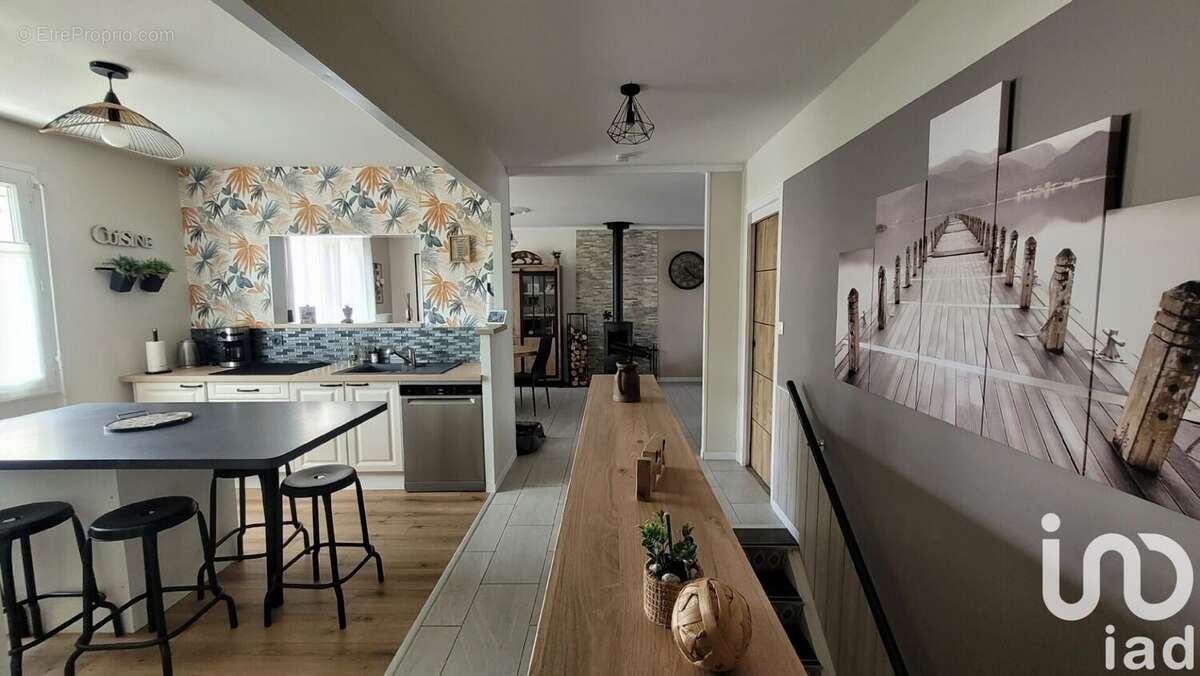 Photo 3 - Maison à FONTENAY-LE-COMTE