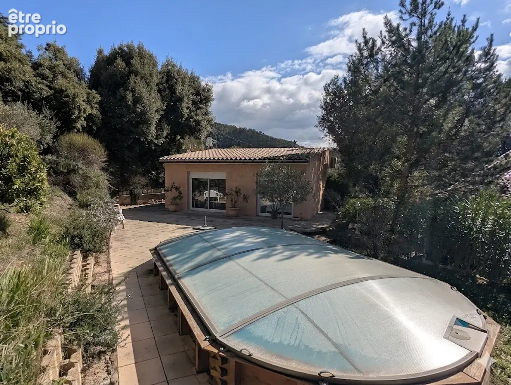 VILLECROZE, maison avec annexe, 140 m², 6 pièces aux portes du village - photo 5