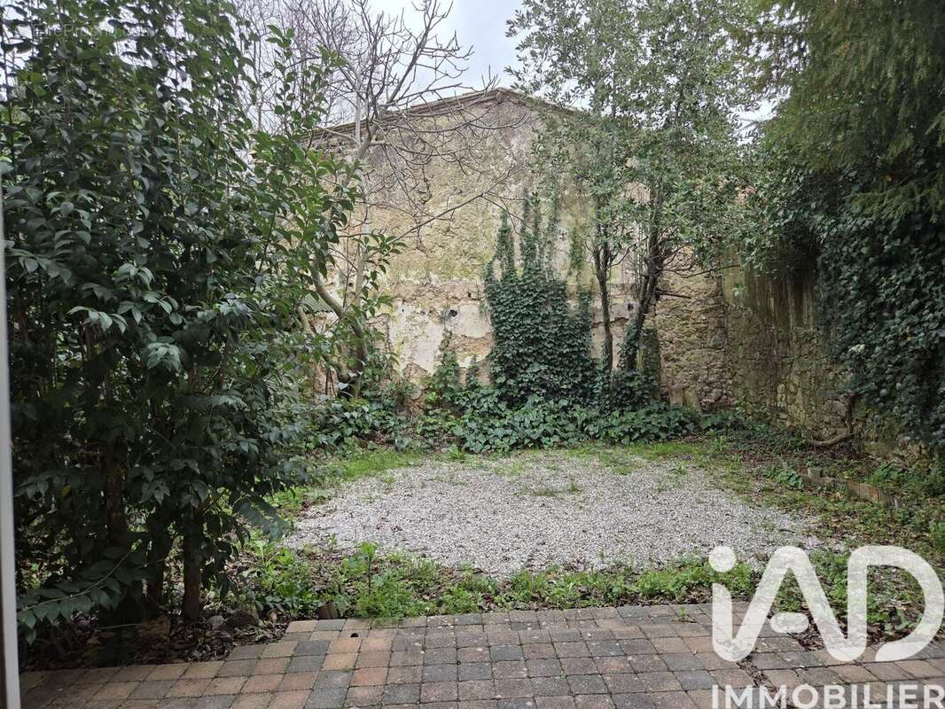 Photo 5 - Maison à BESSE-SUR-ISSOLE