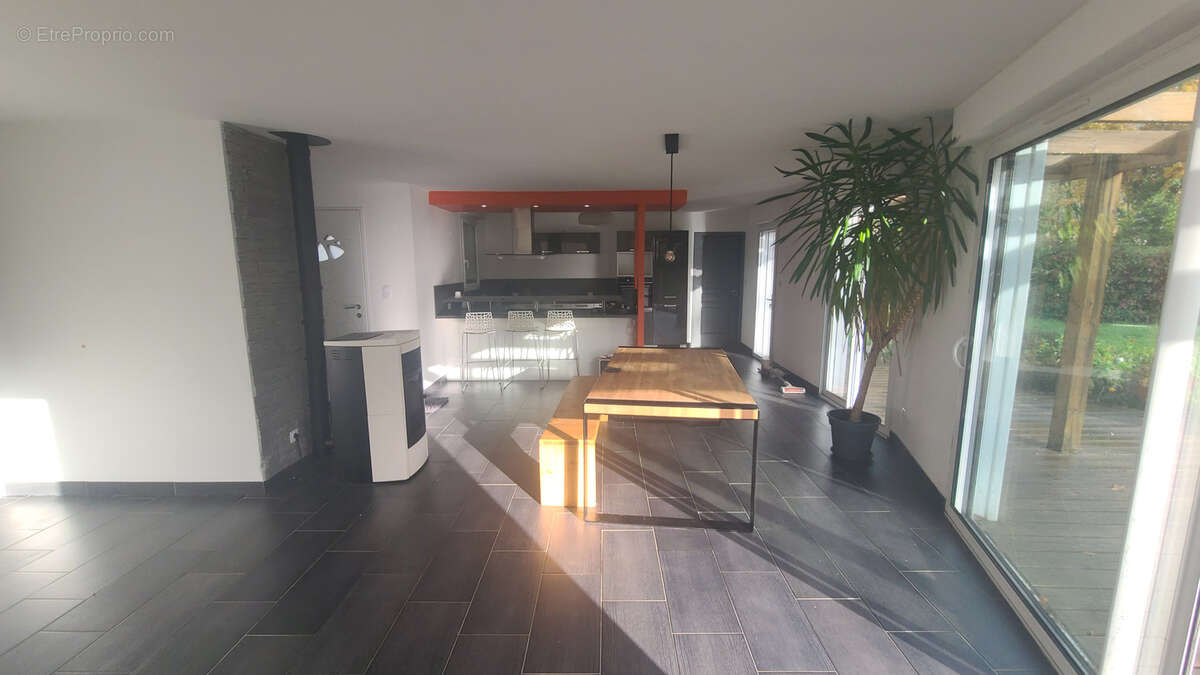 Maison à LA FERRIERE