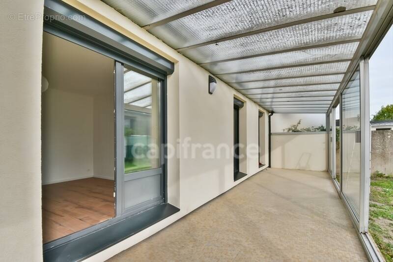 Maison à SAINTE-GENEVIEVE-DES-BOIS