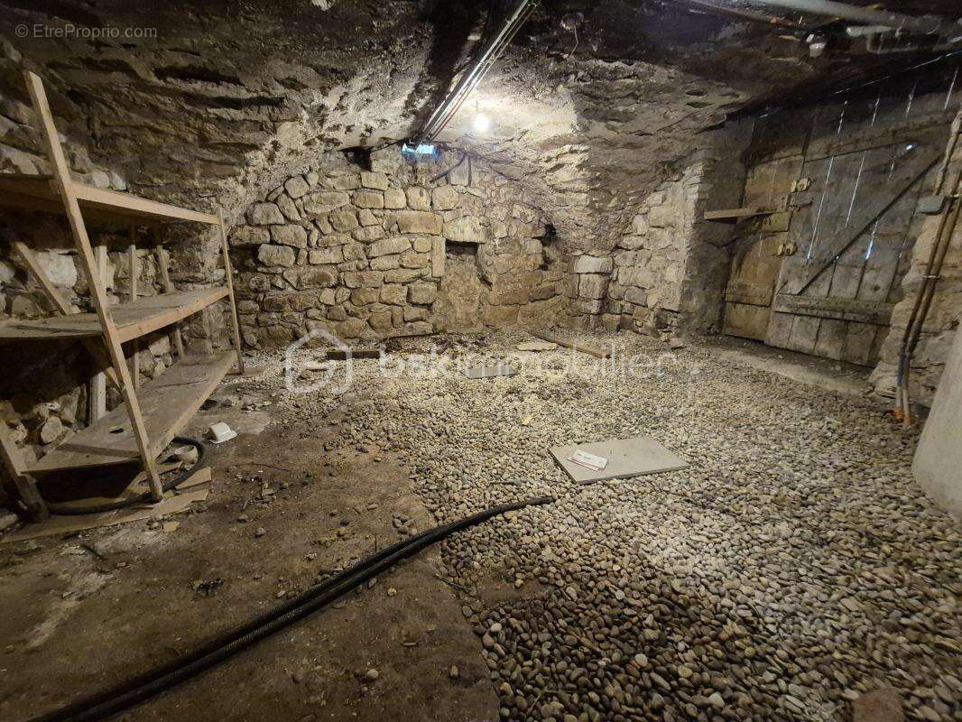 Maison à LACHAPELLE-SOUS-AUBENAS