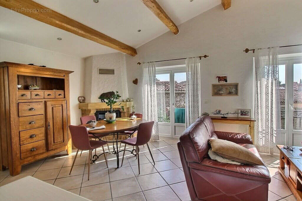 Maison de village avec double garage 68M2 et jardin - Roquebrune sur Argens - photo 2