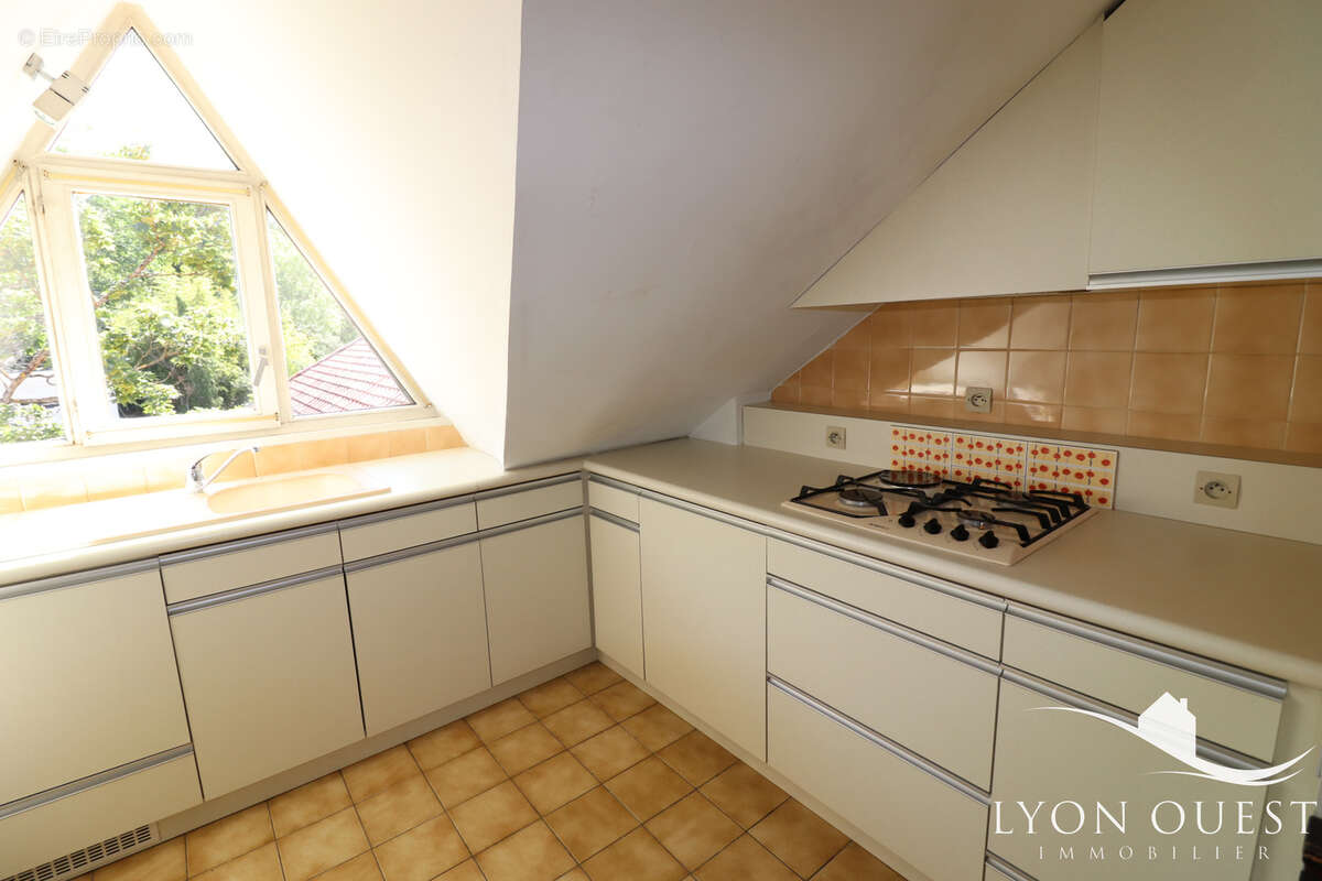 Appartement à CHARBONNIERES-LES-BAINS