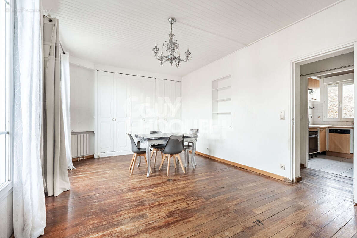 Appartement à ASNIERES-SUR-SEINE