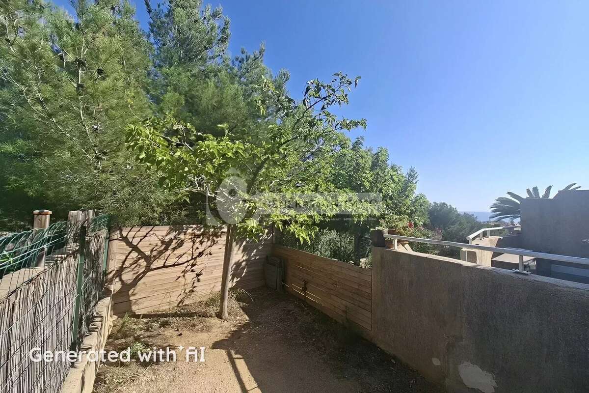 Appartement à SAUSSET-LES-PINS