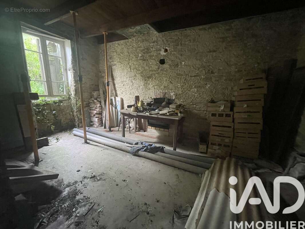 Photo 3 - Maison à CHATEAUNEUF-DU-FAOU